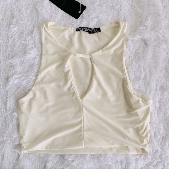 NASTY GAL CREAM CROP TOP - Picture 7 of 13